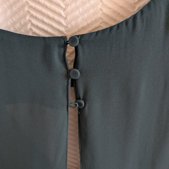 BCBGMaxAzria Brittni Chiffon Cape Dress Forest Green XS Split Back Wedding Guest - Picture 8 of 15